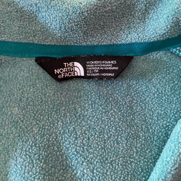 North Face 1/4 Zip - Picture 3 of 7
